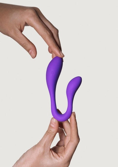 Couples Secrets 2 Silicone Vibrator with Remote Control