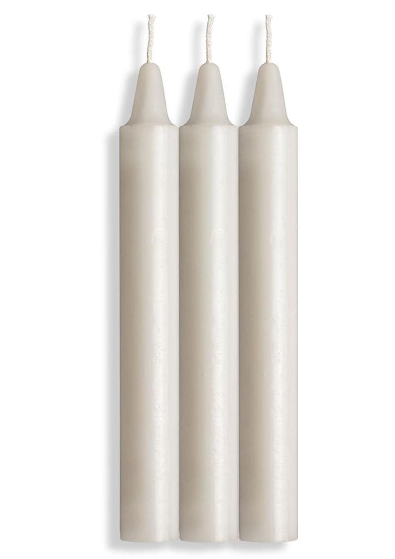 Lacire Drip Pillar Candles - White